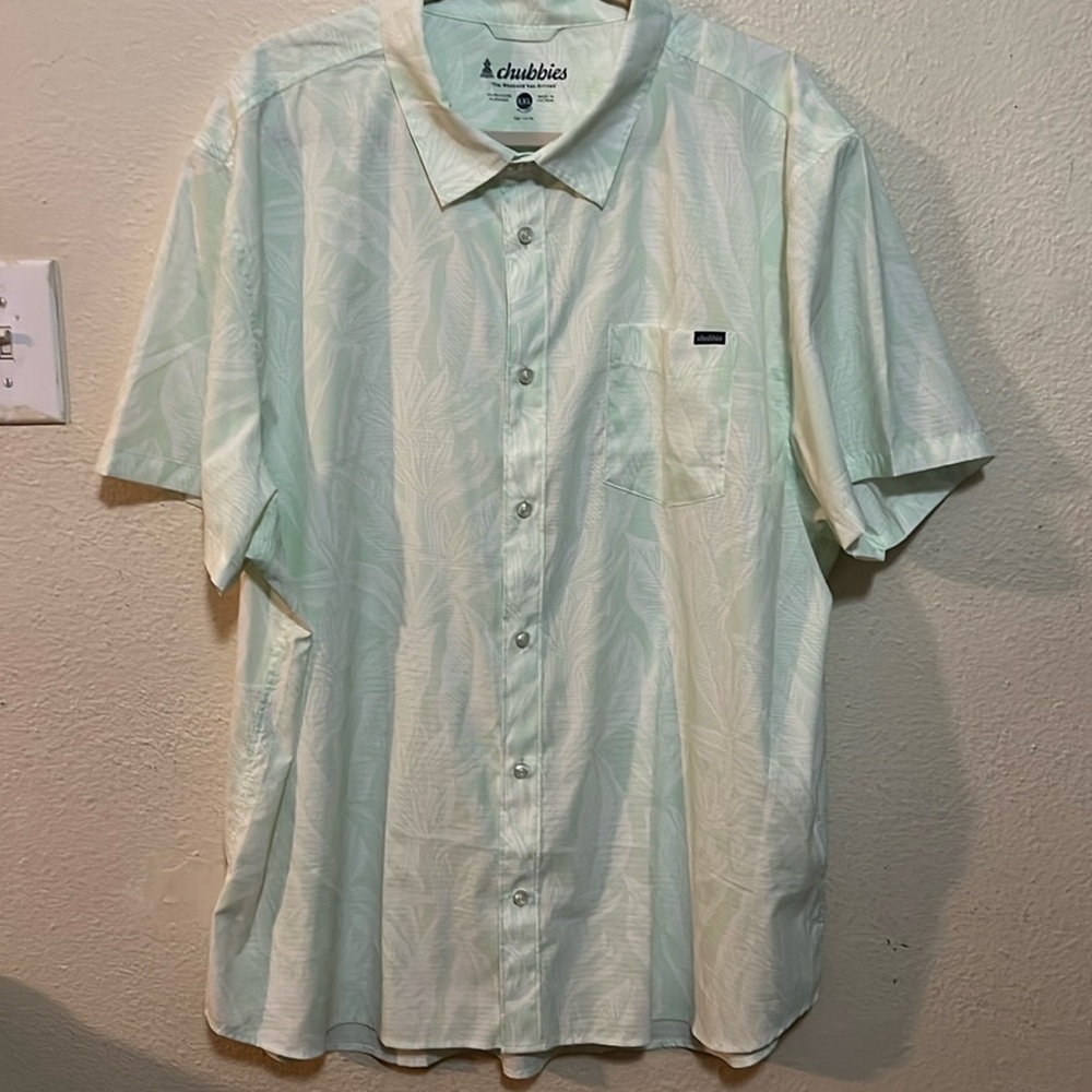 Chubbies Breezetech Friday Shirt size xxl
